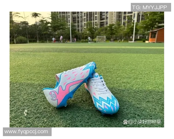 足球明星同款球鞋推荐 打造专业球场表现与个性魅力